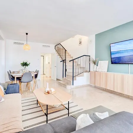 Black Luxury プエルト・デ・サンティアゴ