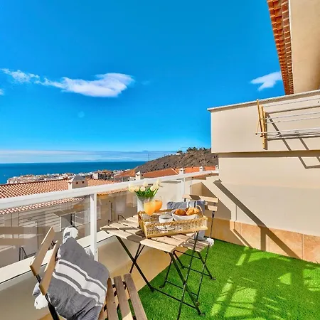 Townhouse House - Relax, Panoramic Sea View And Pool Area Hébergement de vacances *